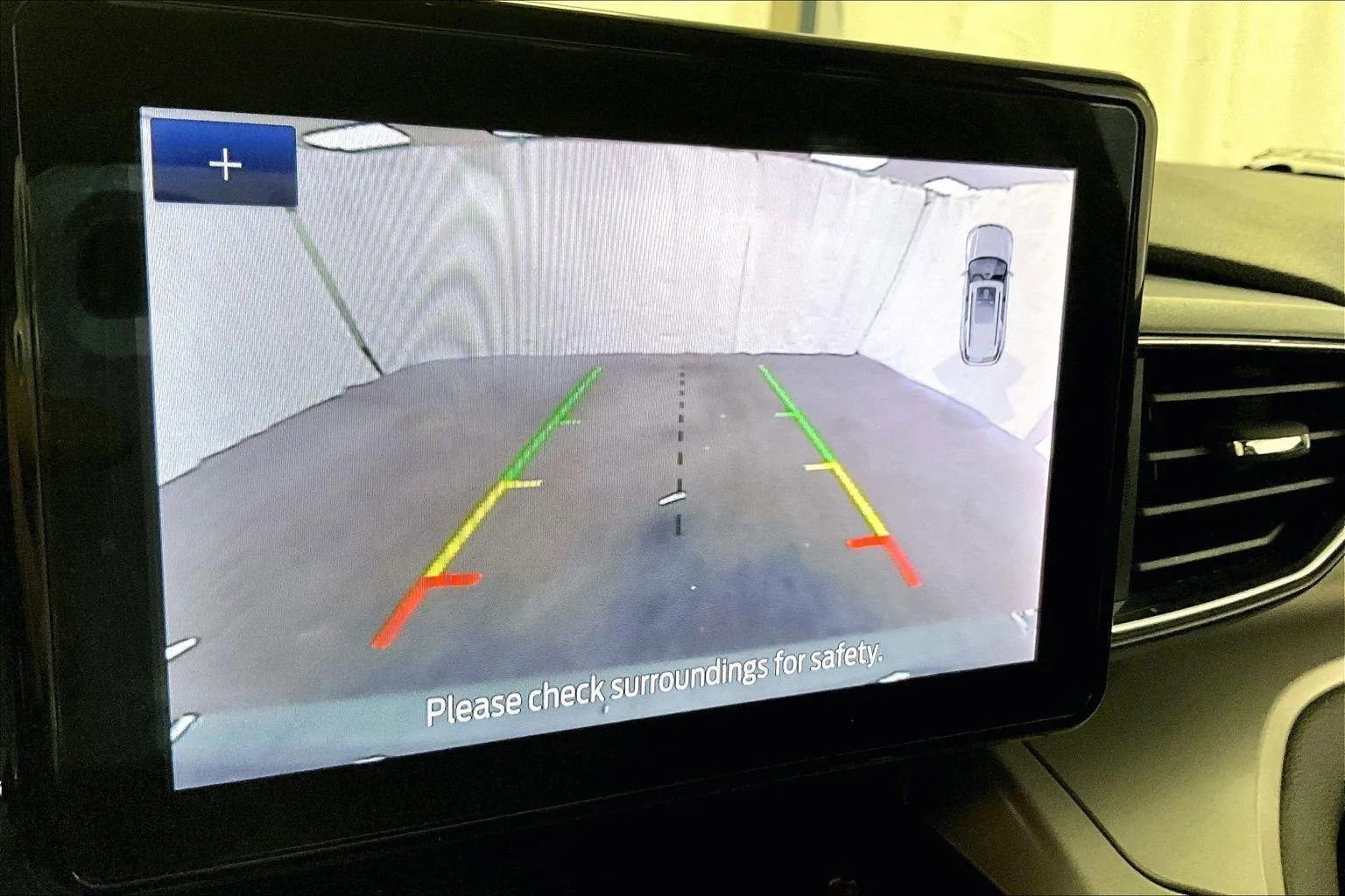 Certified 2023 Ford Explorer XLT w/ Equipment Group 202A image 20