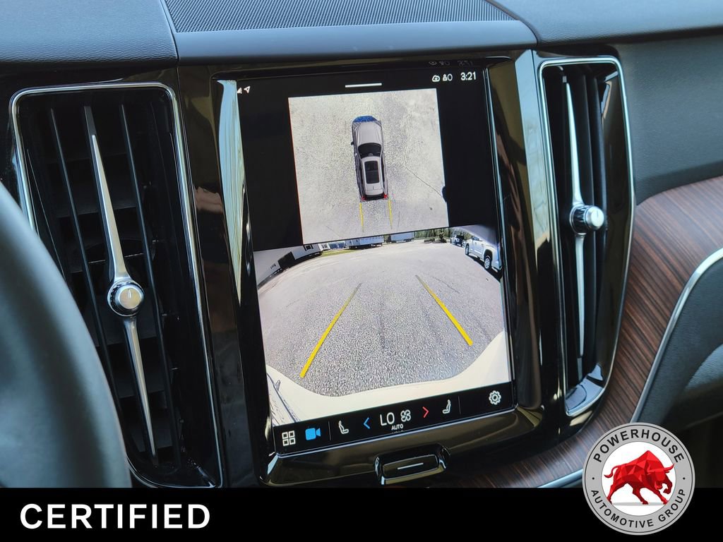 Used 2024 Volvo XC60 B5 Plus AWD/4WD image 27