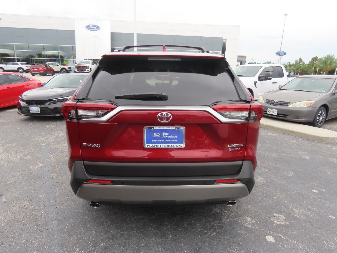 Used 2025 Toyota RAV4 Limited AWD/4WD image 13