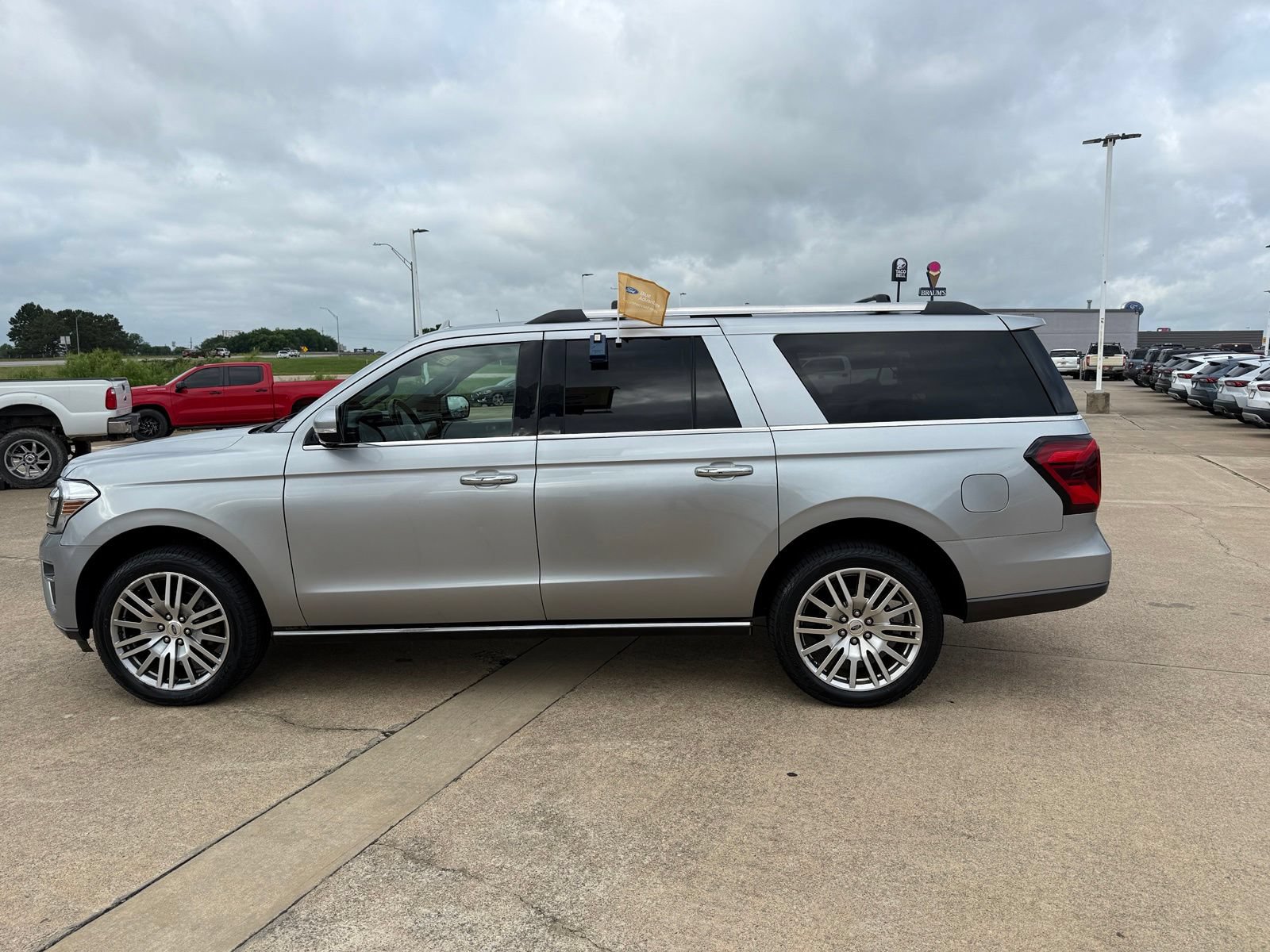 Certified 2024 Ford Expedition Max Limited AWD/4WD image 8