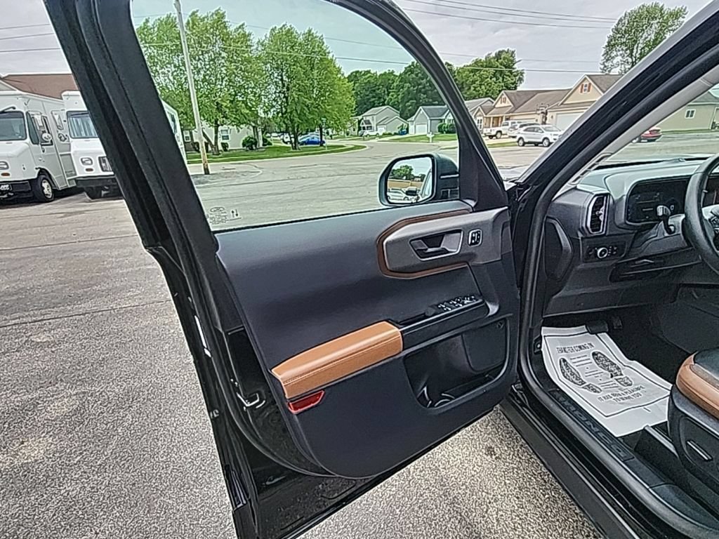 Certified 2025 Ford Bronco Sport Outer Banks w/ Outer Banks Tech Package+ AWD/4WD image 20