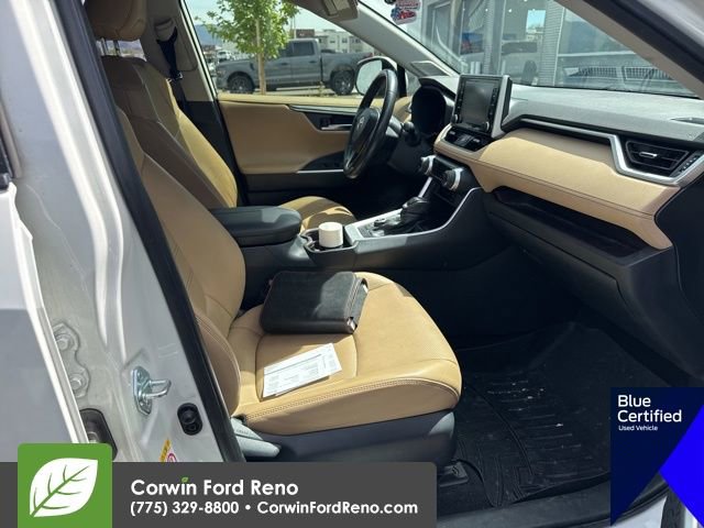 Used 2019 Toyota RAV4 Limited w/ Advanced Technology Package image 21