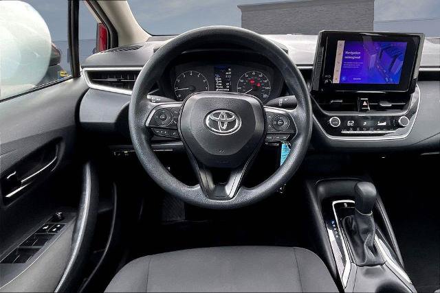 Used 2025 Toyota Corolla LE FWD image 8