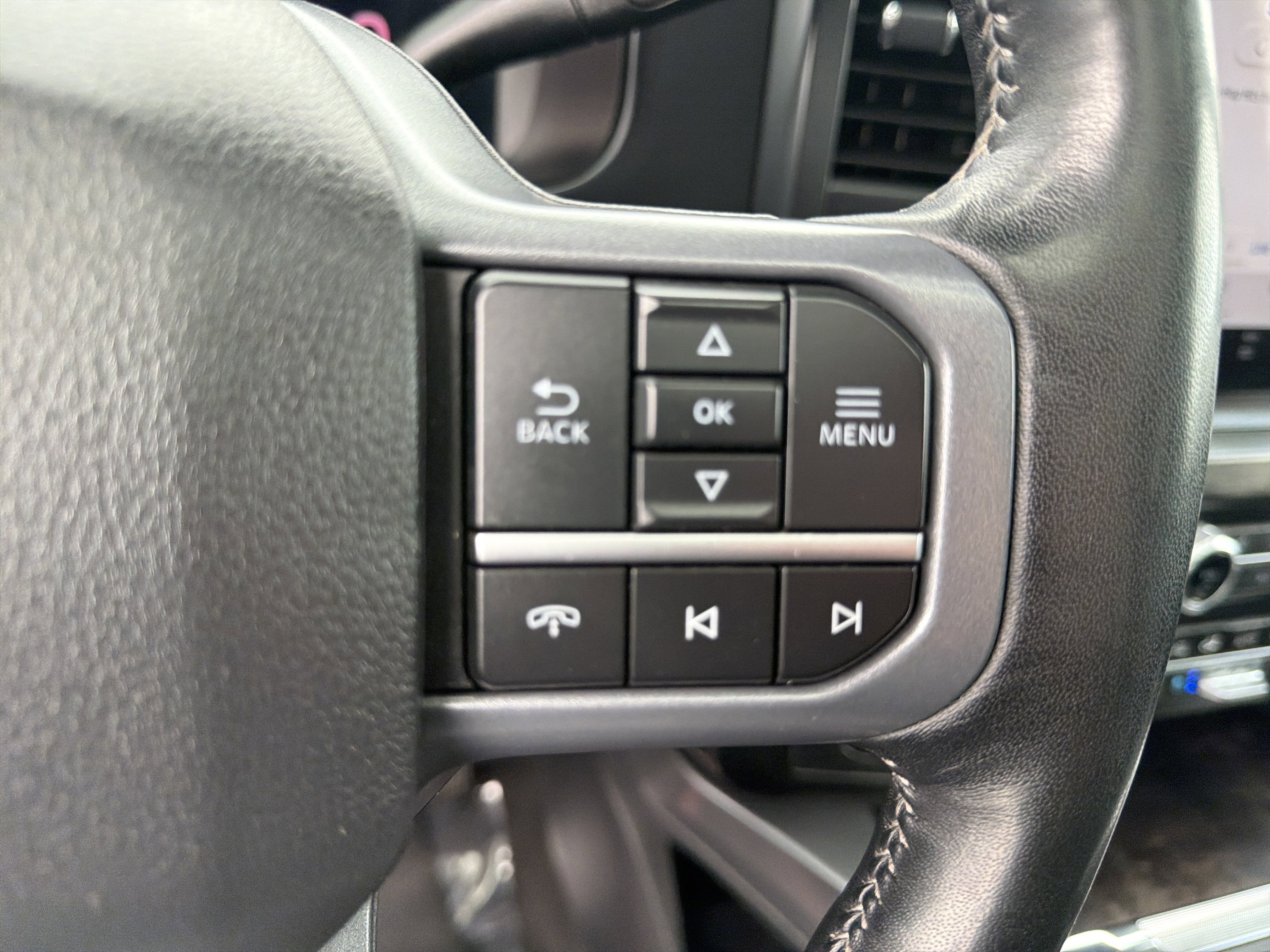 Certified 2024 Ford F250 Lariat AWD/4WD image 19