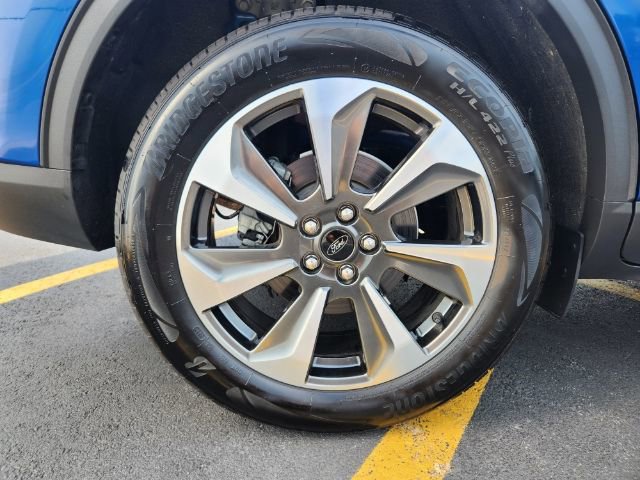 Certified 2023 Ford Escape Platinum w/ Premium Technology Package AWD/4WD image 24