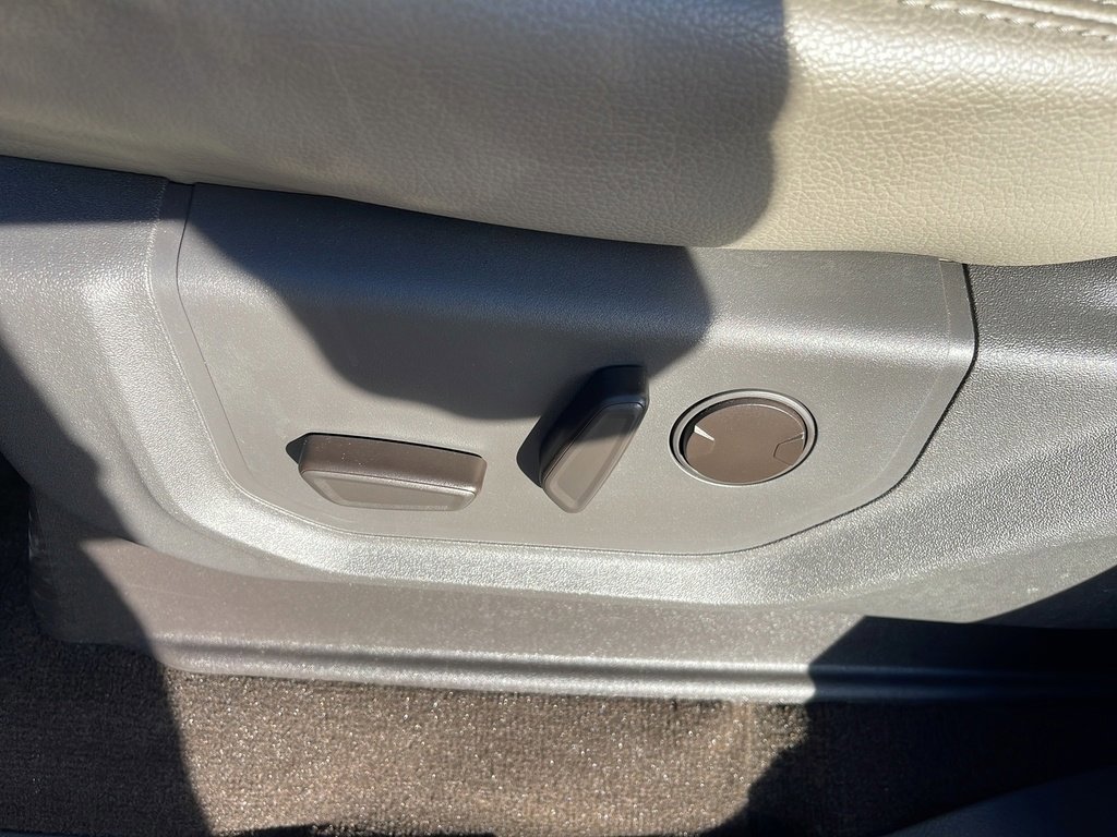 Certified 2021 Ford Expedition XLT image 38