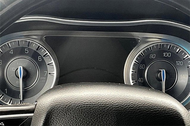Used 2019 Chrysler 300 Limited image 19