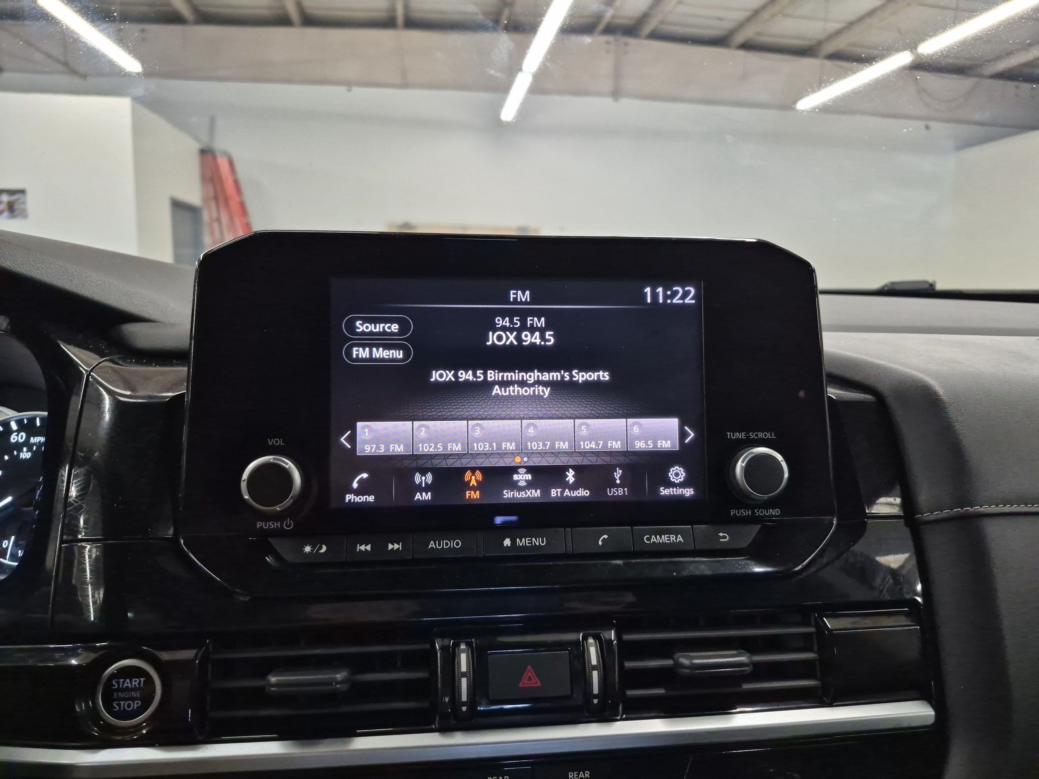 Used 2022 Nissan Pathfinder S FWD image 31