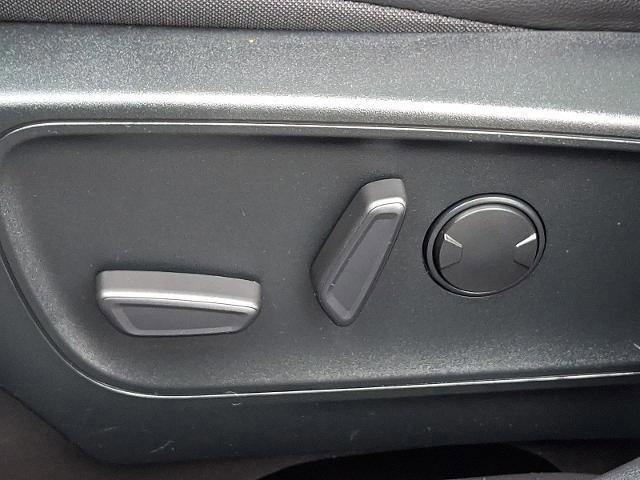 Certified 2022 Ford Escape Titanium w/ Titanium Elite Package image 30