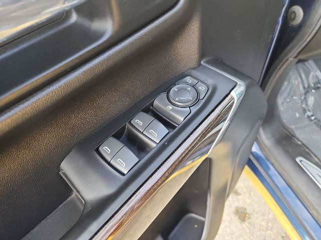 Used 2022 Chevrolet Silverado 1500 LT AWD/4WD image 21