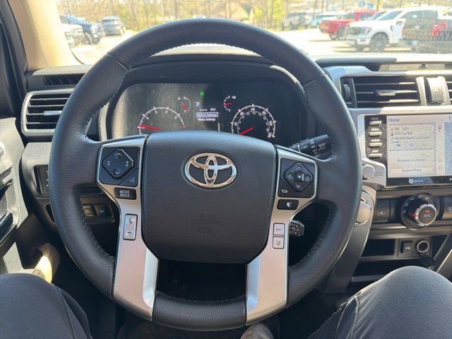 Used 2022 Toyota 4Runner SR5 Premium w/ Moonroof Package image 6