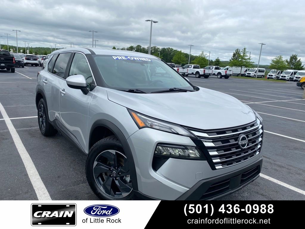 Used 2025 Nissan Rogue SV