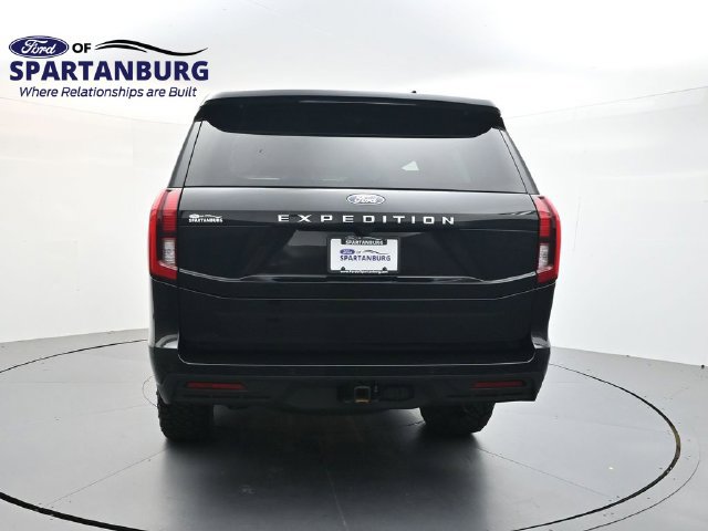 Certified 2025 Ford Expedition Active AWD/4WD image 6