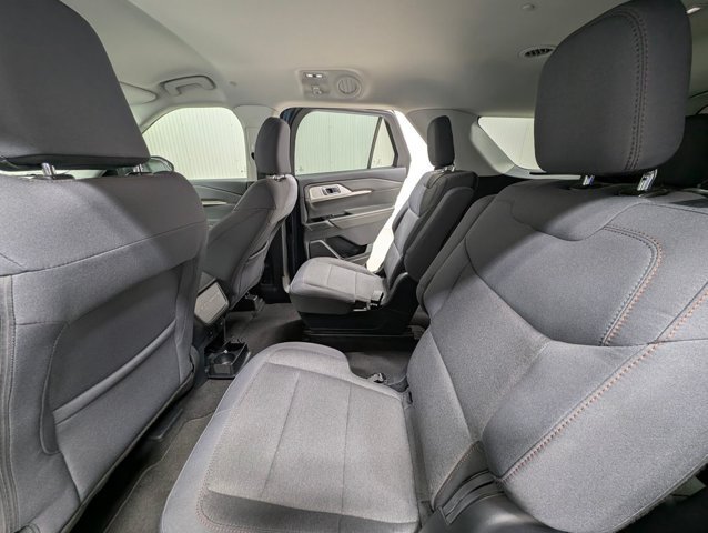 Certified 2026 Ford Explorer Active AWD/4WD image 13