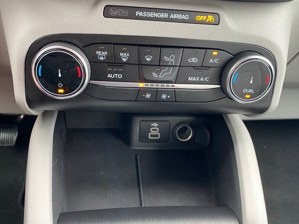 Certified 2024 Ford Escape Active FWD image 17