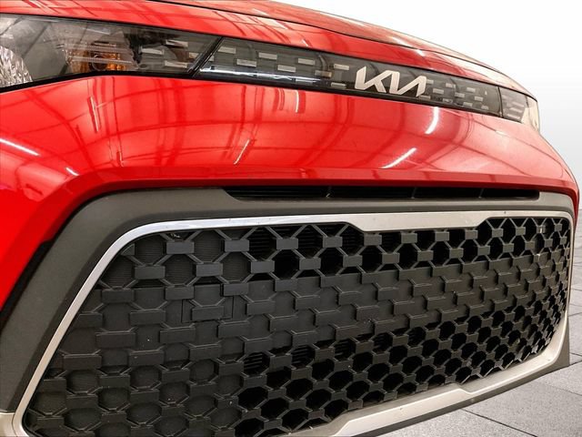 Used 2023 Kia Soul LX w/ LX Technology Package FWD image 29