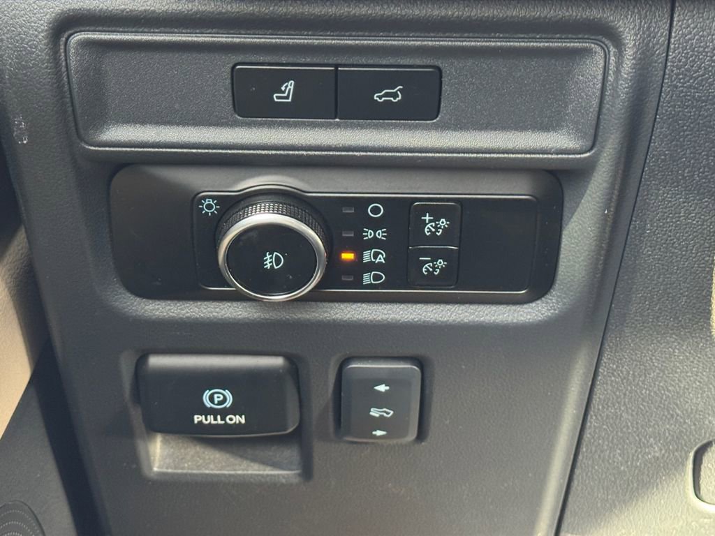 Certified 2024 Ford Expedition Limited image 23