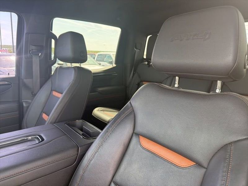 Used 2022 GMC Sierra 1500 AT4 w/ Sierra Safety Plus Package AWD/4WD image 11