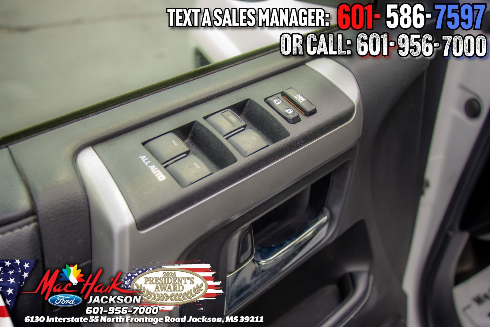 Used 2019 Toyota 4Runner SR5 AWD/4WD image 11