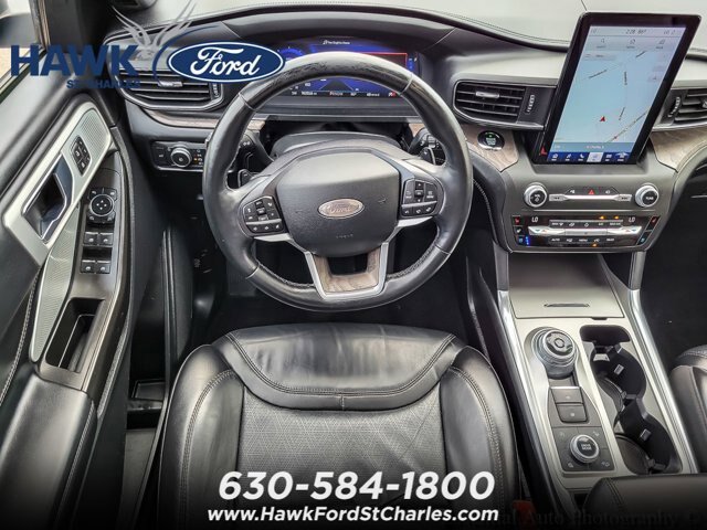 Certified 2020 Ford Explorer Platinum w/ Premium Technology Package AWD/4WD image 12