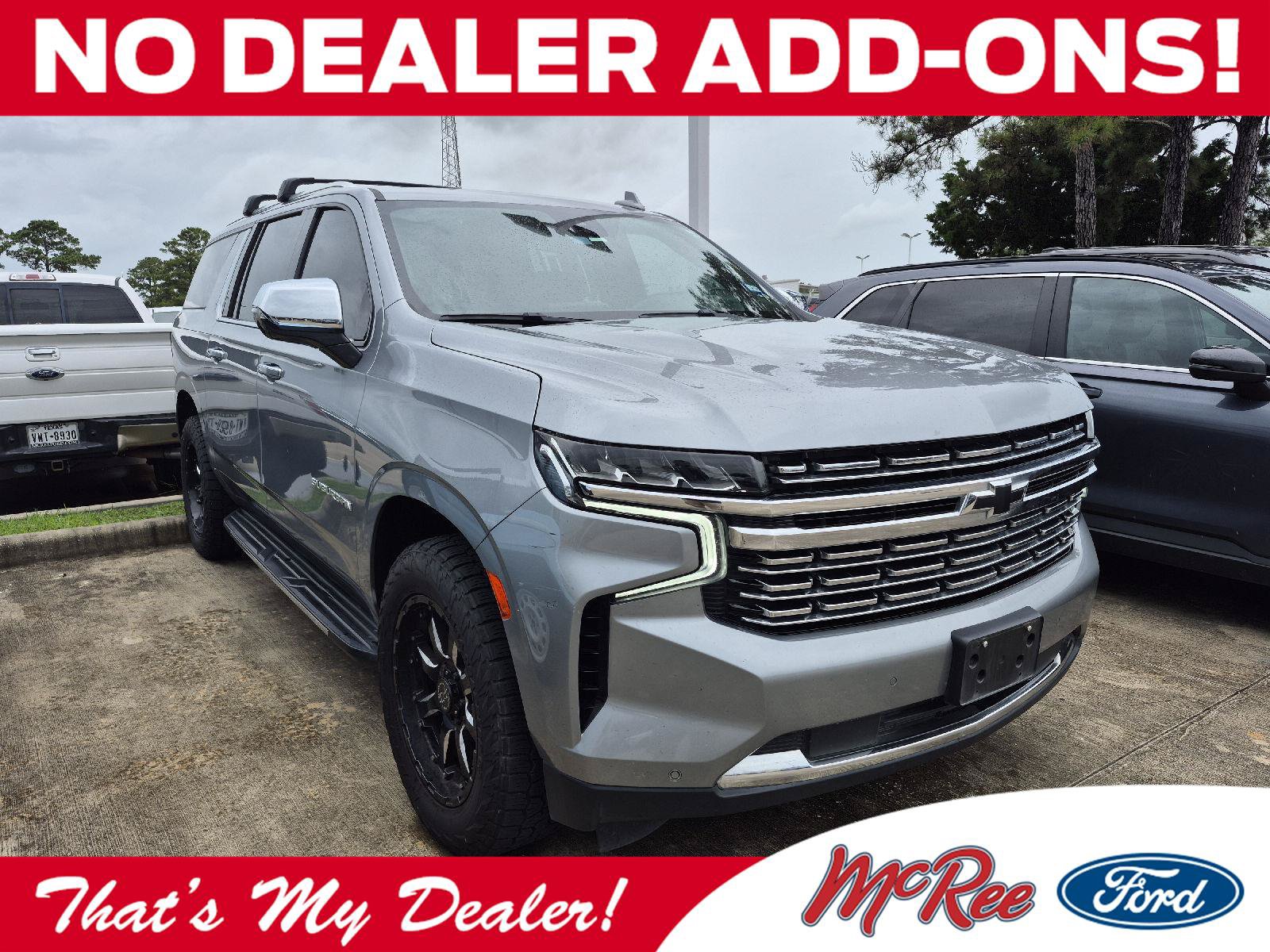 Used 2023 Chevrolet Suburban Premier AWD/4WD image 1