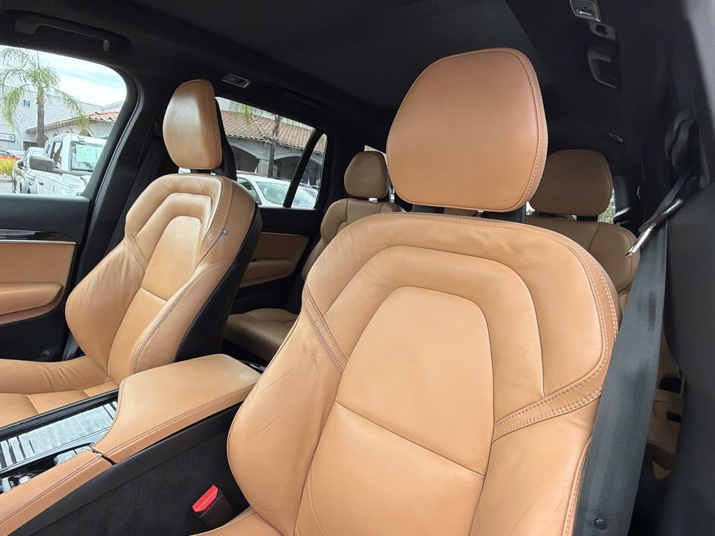 Used 2018 Volvo XC90 T6 Momentum w/ Convenience Package AWD/4WD image 27