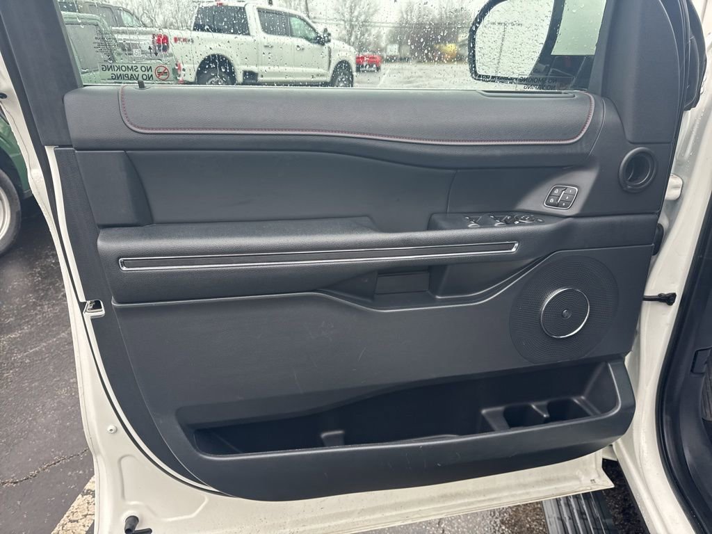 Certified 2022 Ford Expedition Max Limited image 16