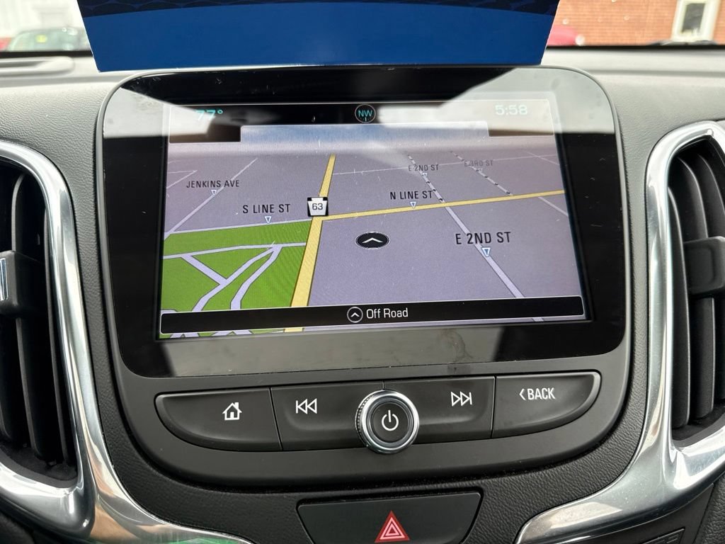 Used 2018 Chevrolet Equinox Premier AWD/4WD image 25