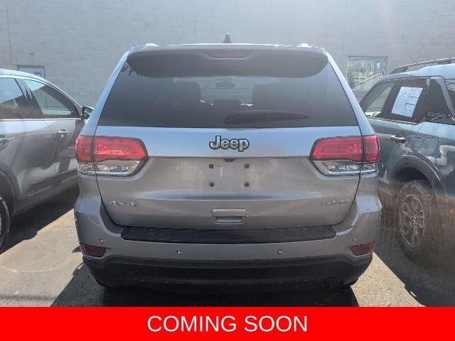 Used 2019 Jeep Grand Cherokee Laredo AWD/4WD image 7