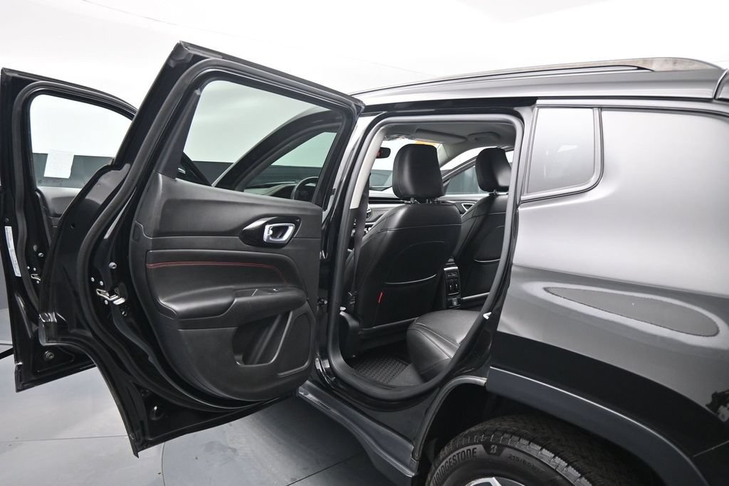 Used 2022 Jeep Compass Trailhawk AWD/4WD image 13