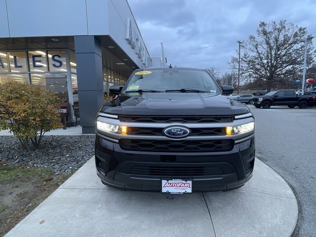 Certified 2024 Ford Expedition XLT image 10