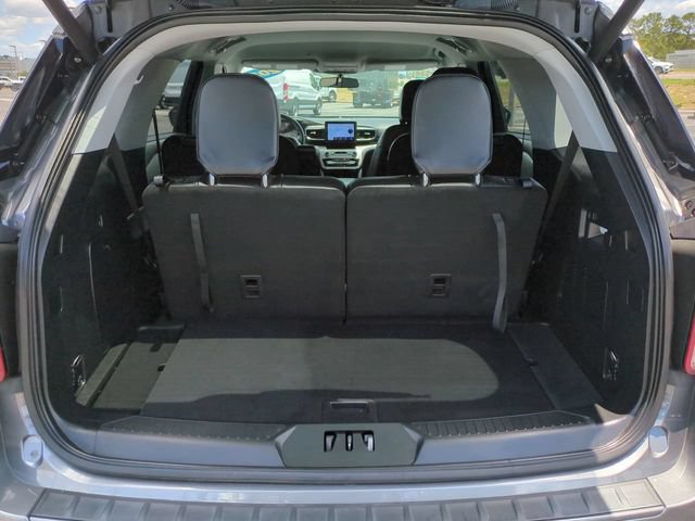 Certified 2023 Ford Explorer XLT w/ Equipment Group 202A RWD image 14