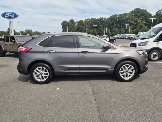 Certified 2022 Ford Edge SEL w/ Convenience Package AWD/4WD image 3