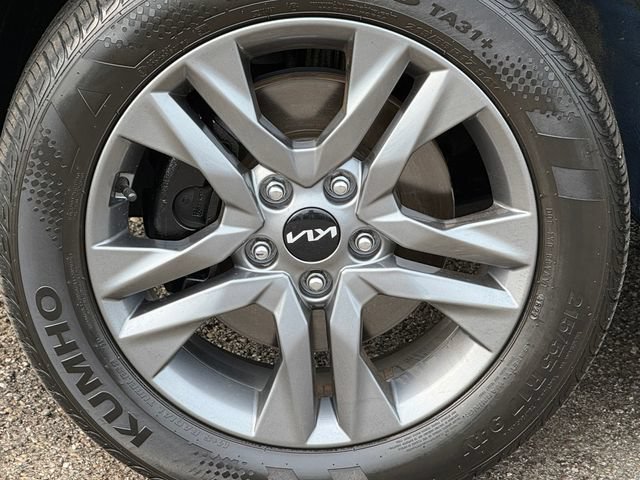 Used 2023 Kia Seltos LX AWD/4WD image 16