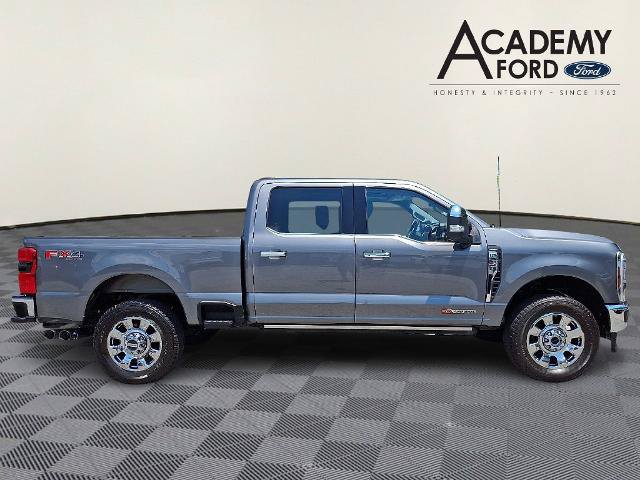 Certified 2024 Ford F250 Lariat w/ Lariat Ultimate Package AWD/4WD image 7