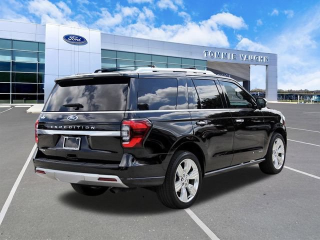 Certified 2023 Ford Expedition Platinum RWD image 4