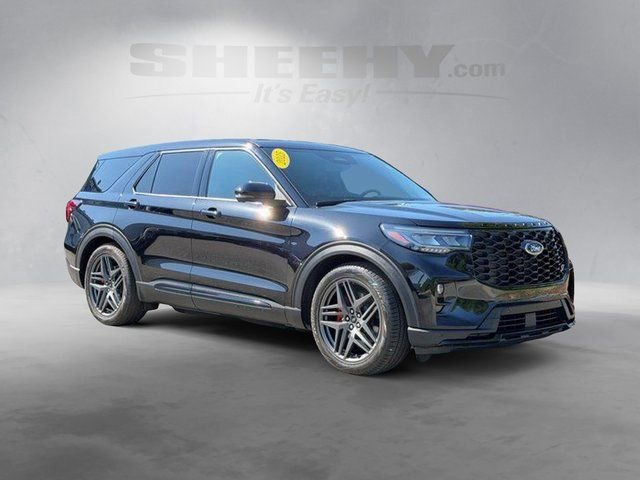 Certified 2025 Ford Explorer ST AWD/4WD image 2