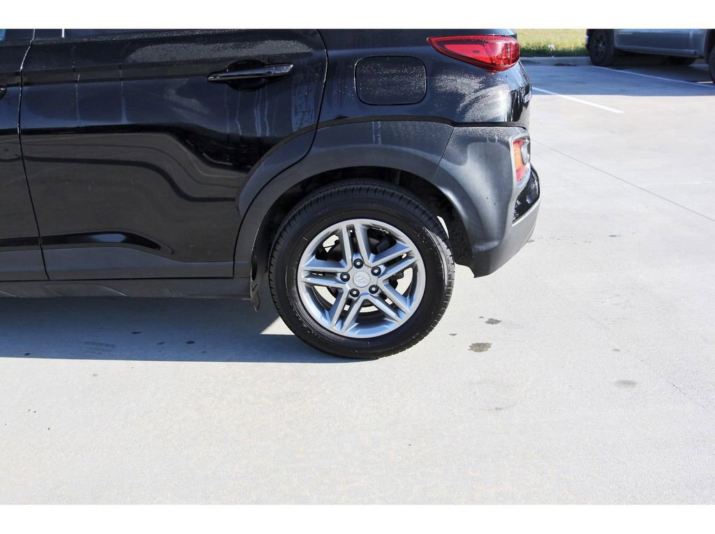 Used 2020 Hyundai Kona SE image 6