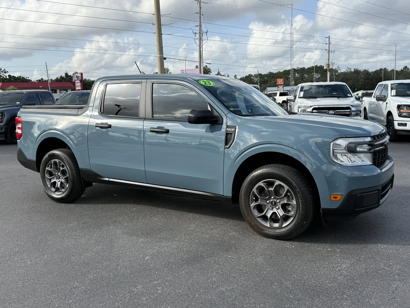 Certified 2023 Ford Maverick XLT FWD image 2