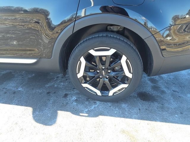 Used 2023 Kia Telluride EX w/ EX Captain's Chair Package image 17