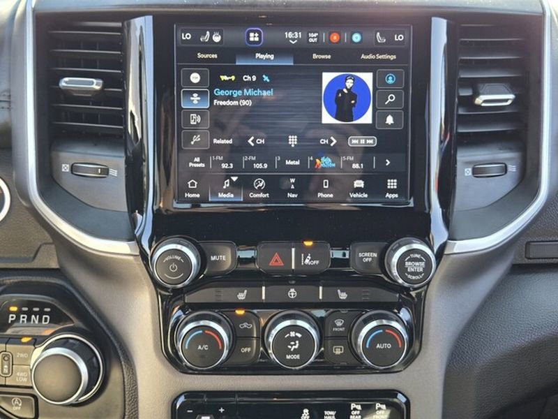 Used 2022 RAM 1500 Big Horn AWD/4WD image 29