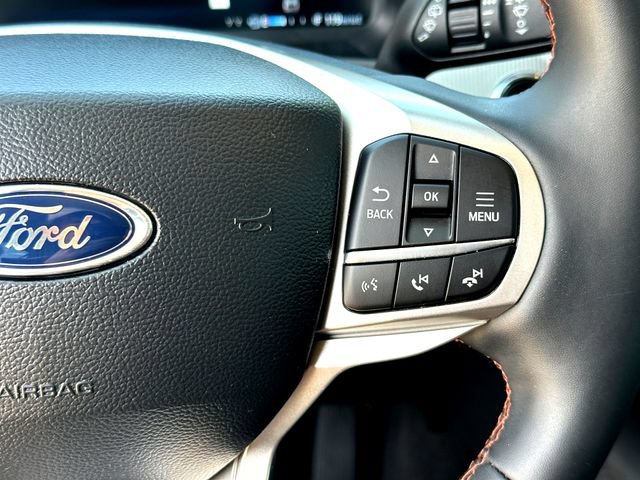 Certified 2025 Ford Explorer Active RWD image 16