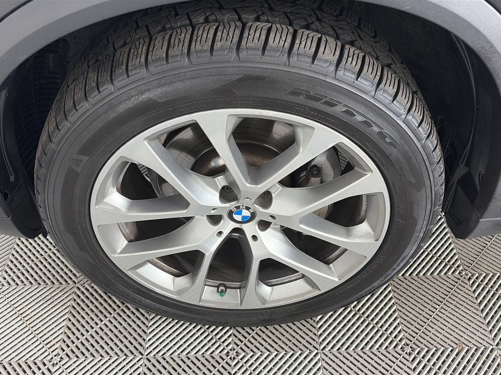 Used 2023 BMW X5 xDrive40i AWD/4WD image 8
