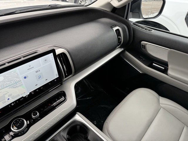 Certified 2025 Ford Expedition Max Active image 33