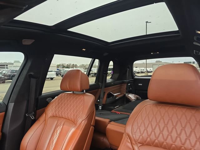 Used 2023 BMW X7 M60i w/ Executive Package image 23