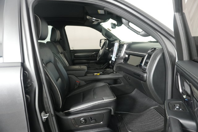 Used 2025 RAM 1500 Limited AWD/4WD image 35