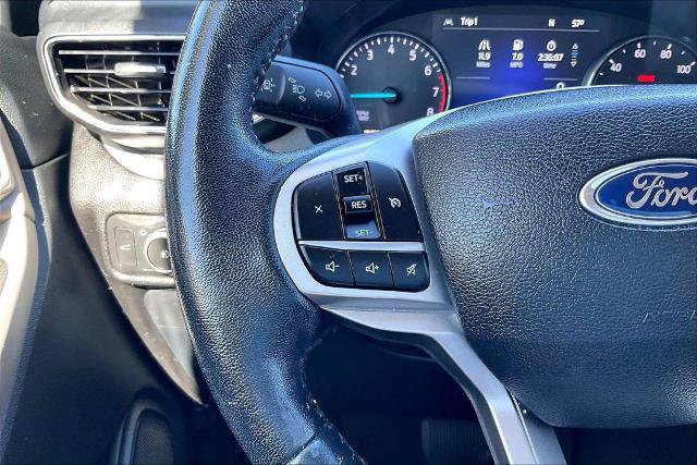 Certified 2022 Ford Explorer XLT w/ Equipment Group 202A RWD image 18