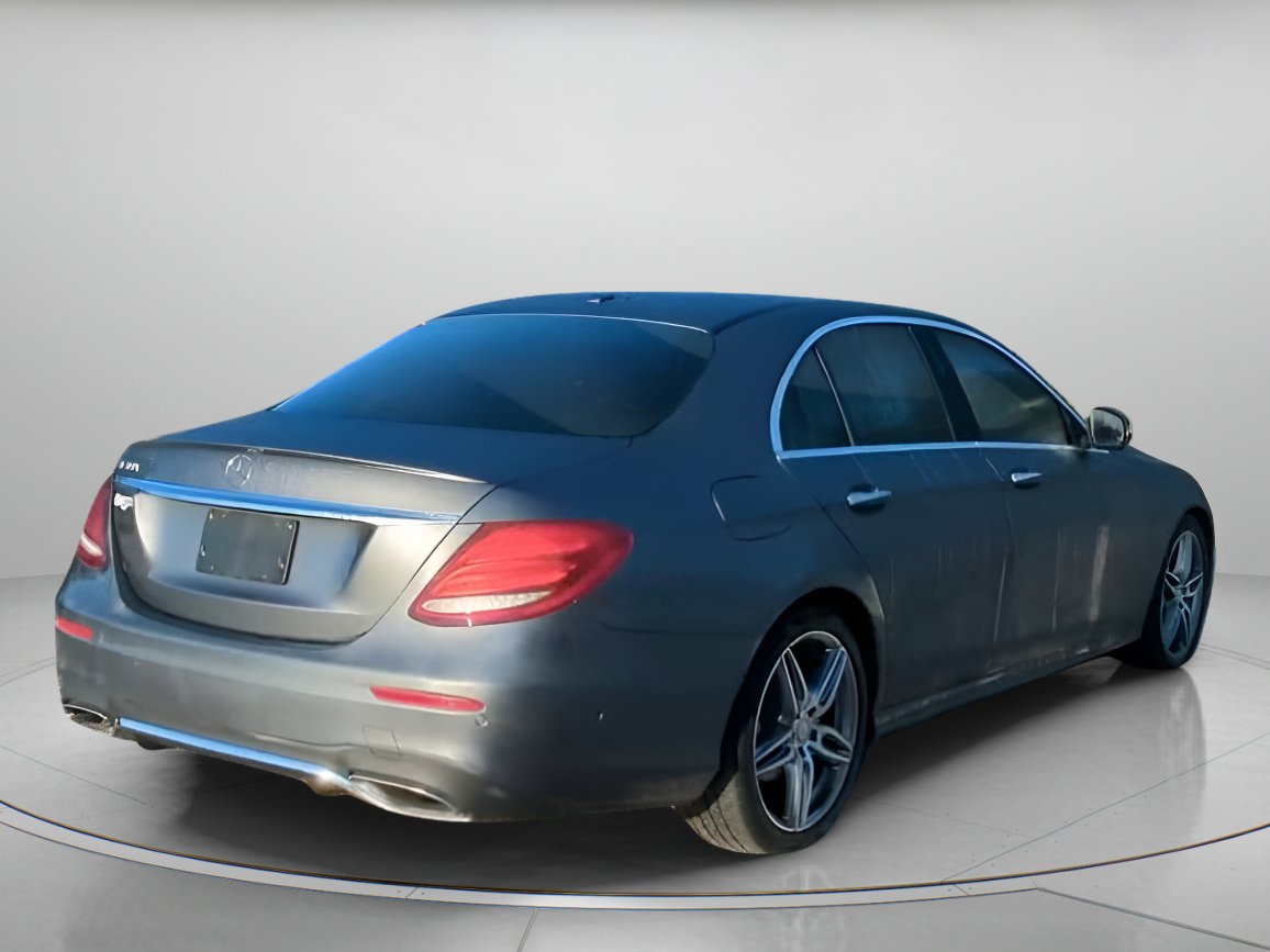 Used 2017 Mercedes-Benz E 300 image 27