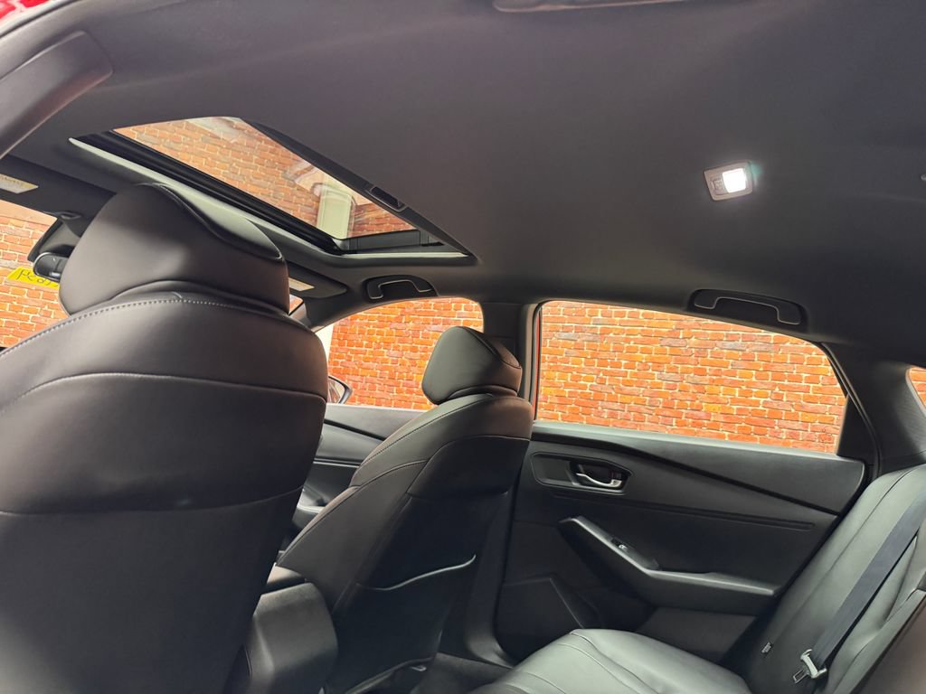 Used 2023 Honda Accord Sport image 3