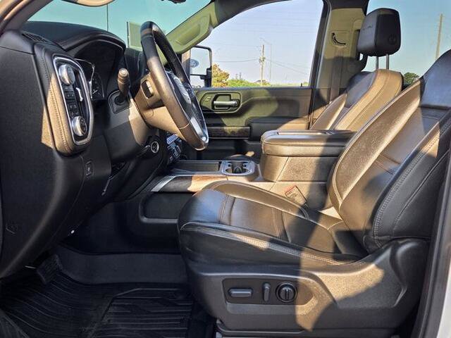Used 2022 GMC Sierra 2500 Denali w/ Denali Ultimate Package AWD/4WD image 5